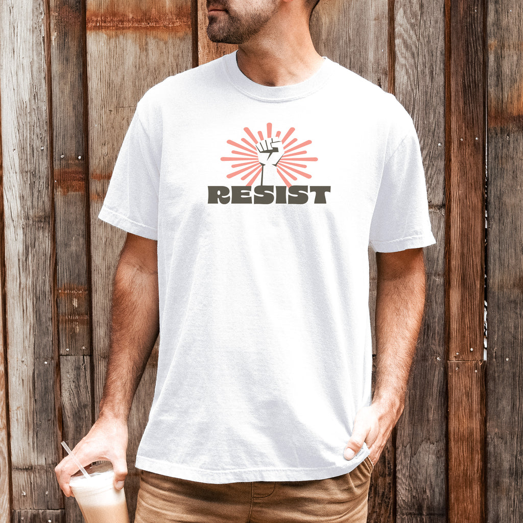 Resist Retro t-shirt